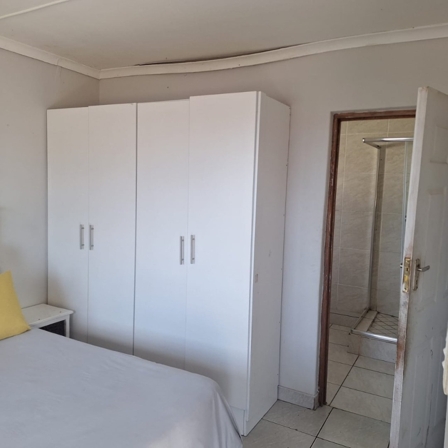 5 Bedroom Property for Sale in Amalinda Eastern Cape
